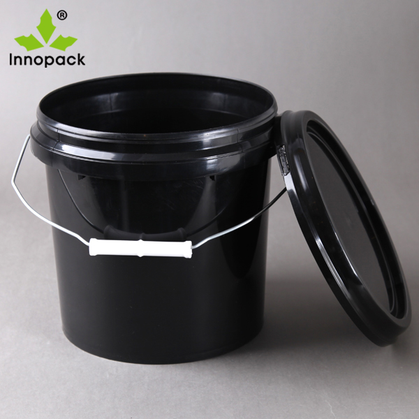 1 gallon of black plastic bucket (2)